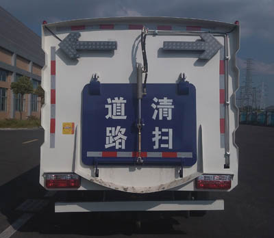 扫路车